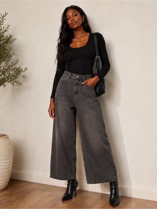 Abercrombie & Fitch Denim - Abercrombie & Fitch HR Wide Leg Jeans -32